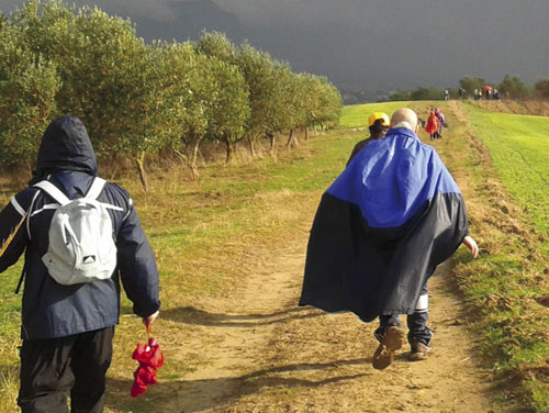 Cosa portare in cammino. Informazioni utili e pratiche per fare un pellegrinaggio a piedi